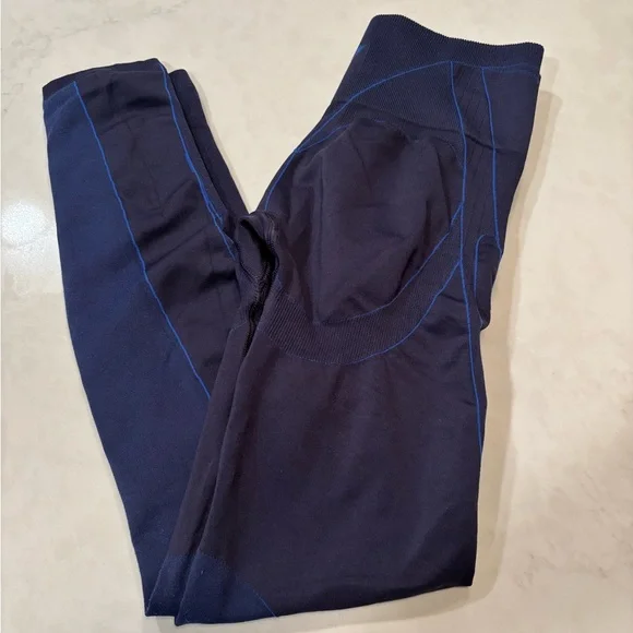 Black Leggings with Blue Accents - Picture 2 of 2